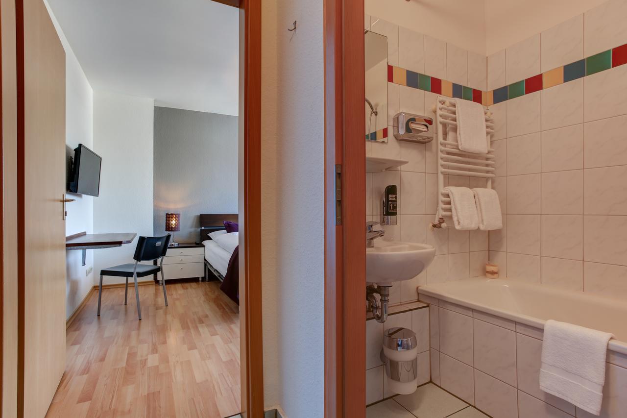 Boardinghouse Mundsburg Aparthotel Hamburg Exterior photo