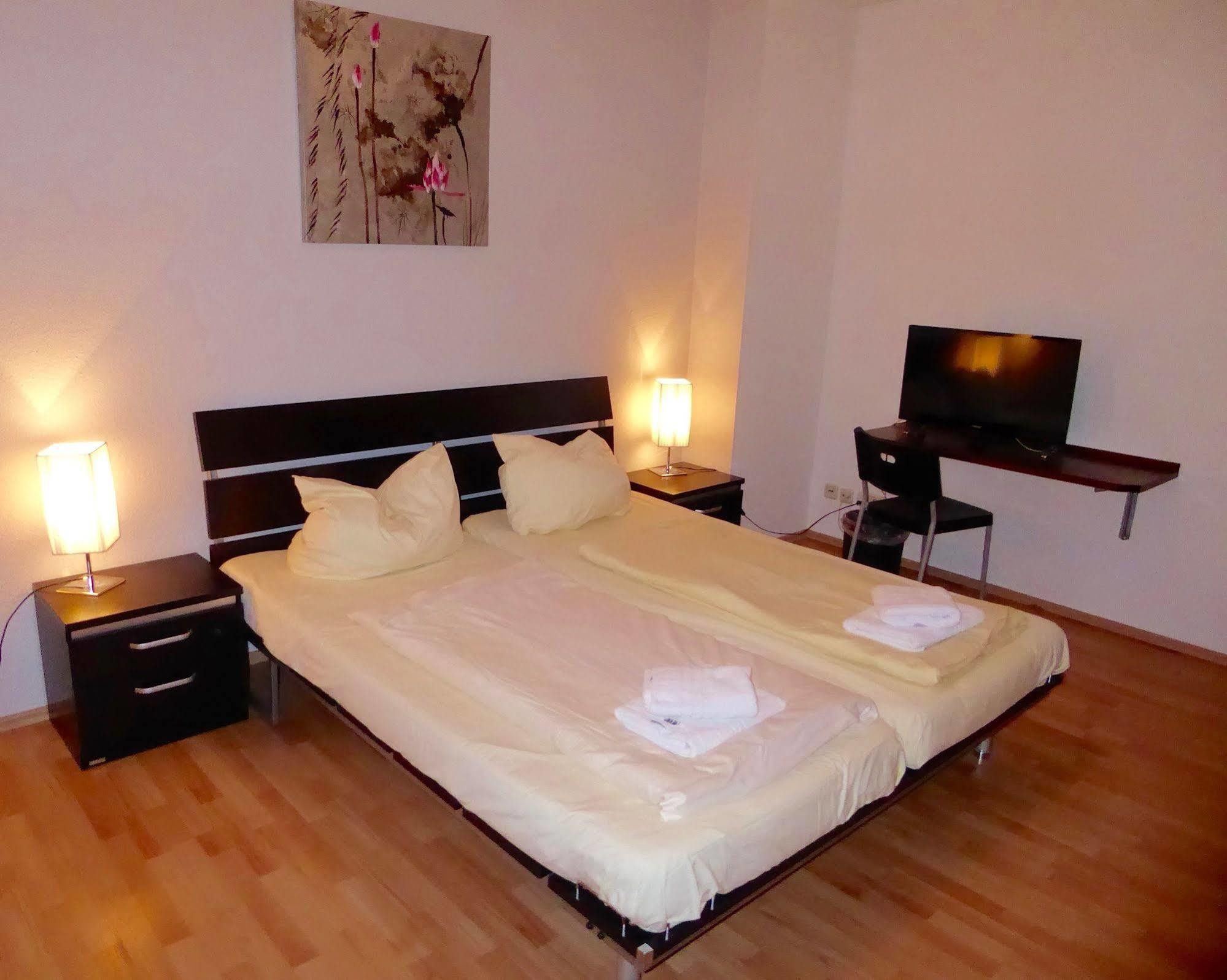 Boardinghouse Mundsburg Aparthotel Hamburg Exterior photo