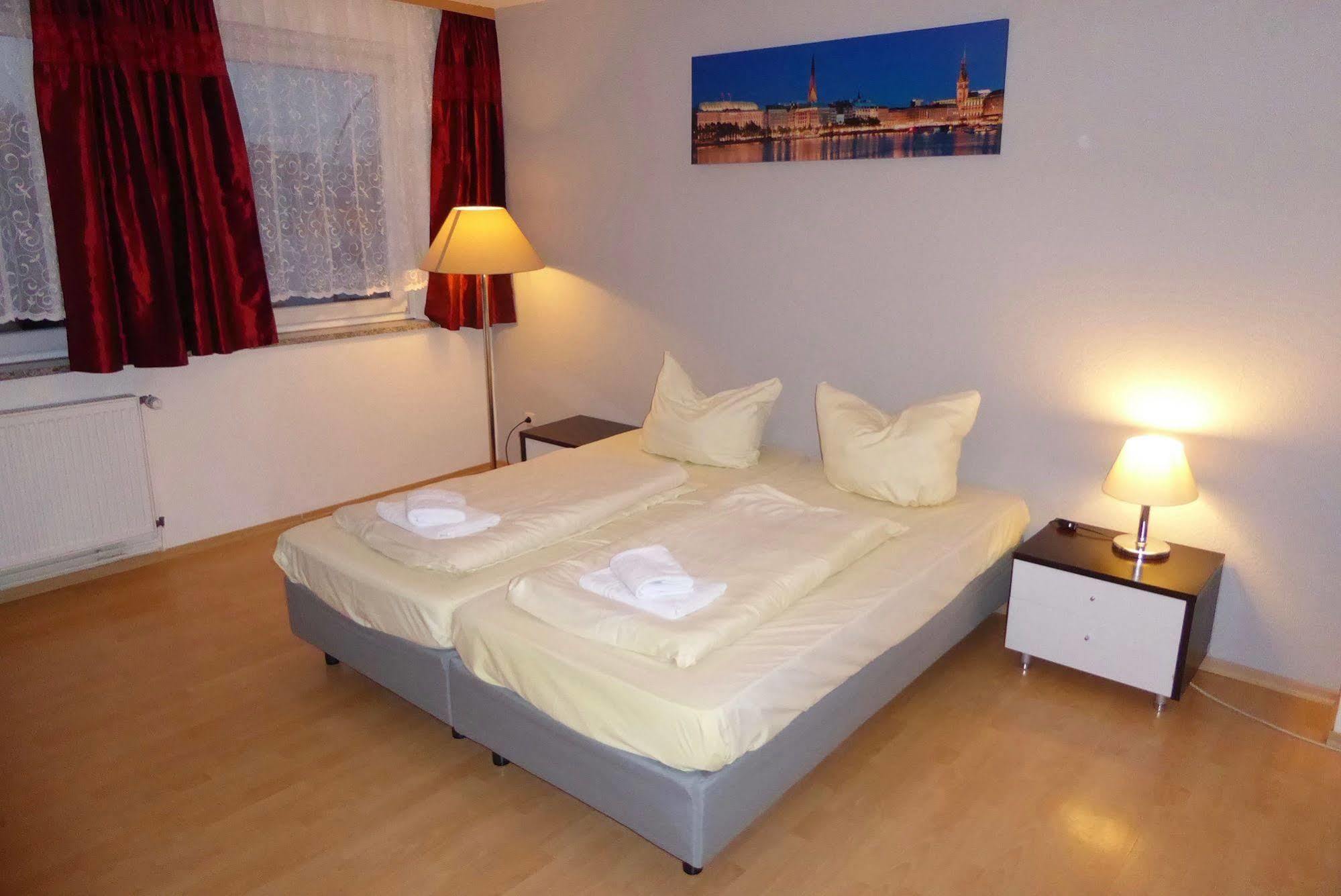 Boardinghouse Mundsburg Aparthotel Hamburg Exterior photo